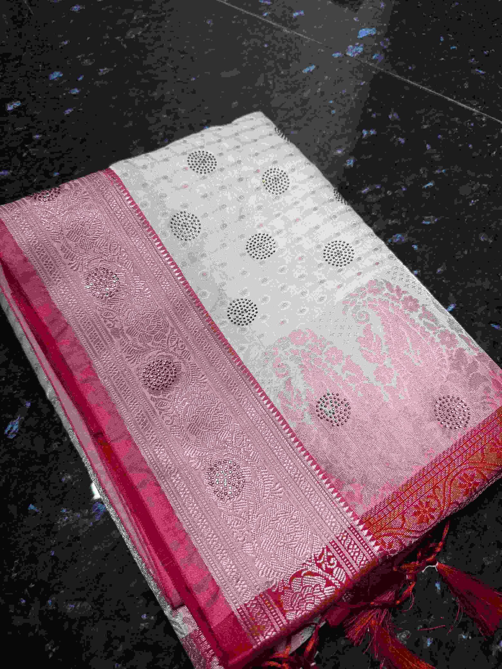 BANARASI STONE WORK